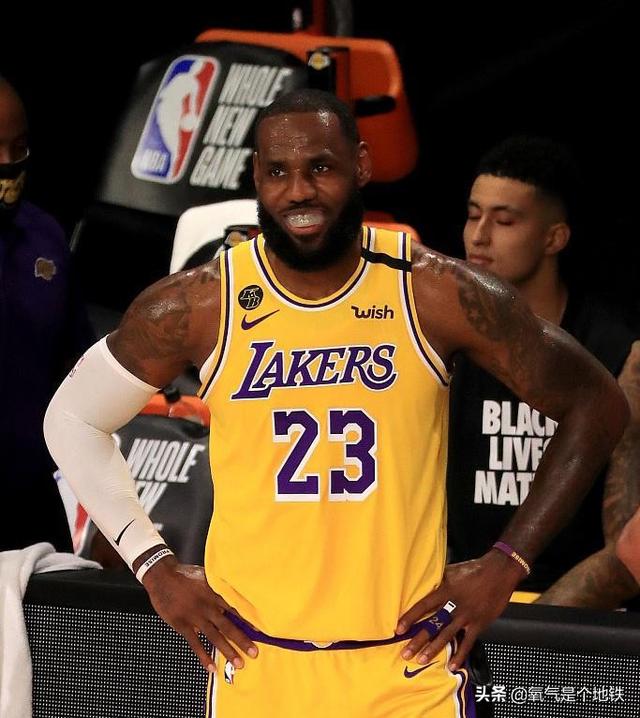 快船完胜马刺，塔图姆刷新纪录