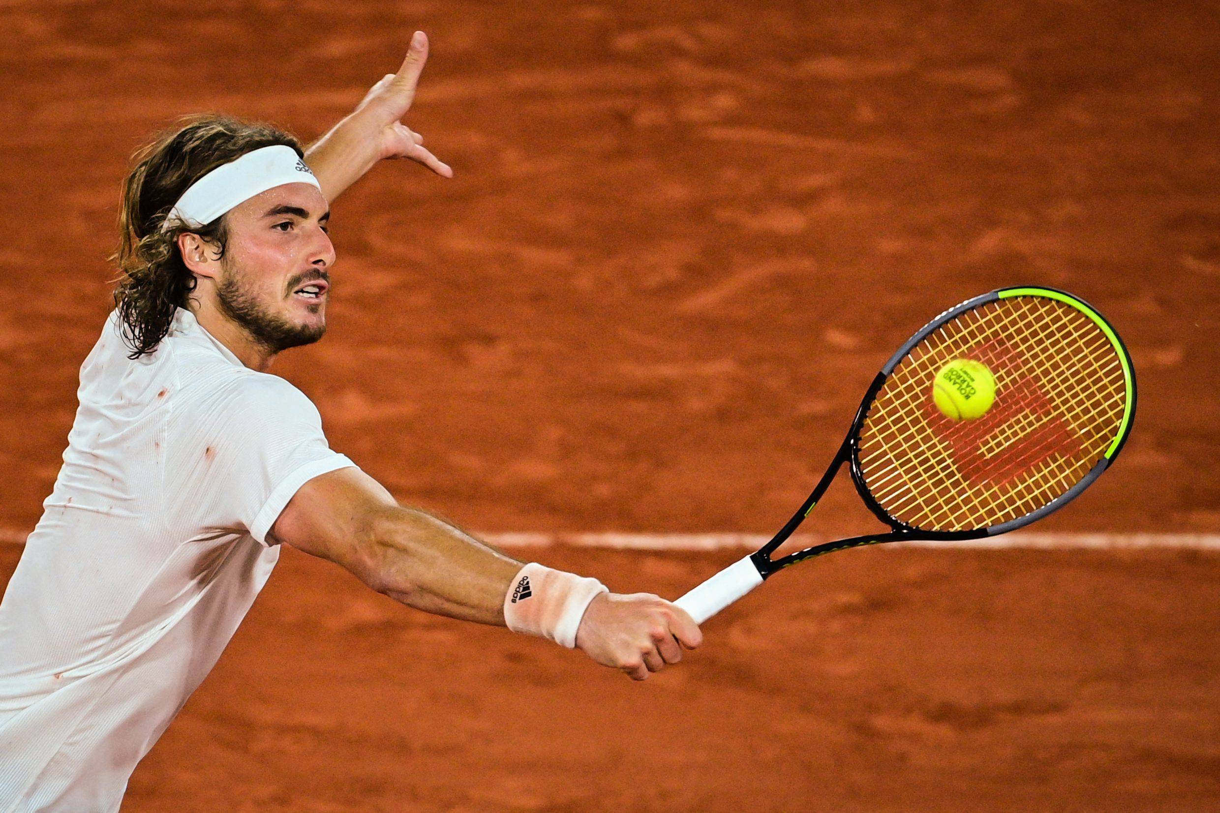 法网鏖战ATP总决赛,西西帕斯点燃赛场 法网鏖战ATP总决赛,西西帕斯点燃赛场