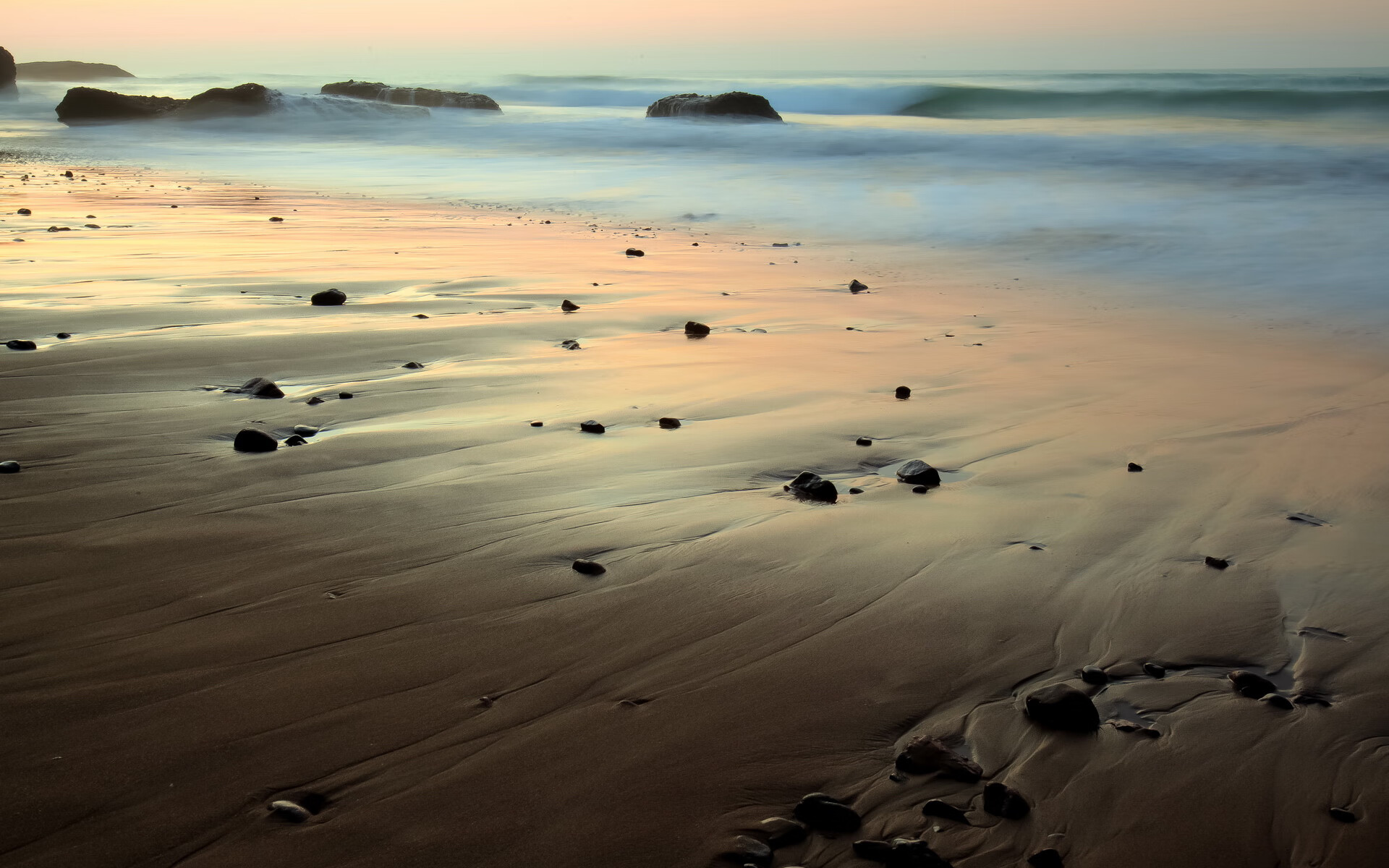 新贵折戟,旧王加冕,当牙买加掀翻北美新贵,C罗用满分回击时光