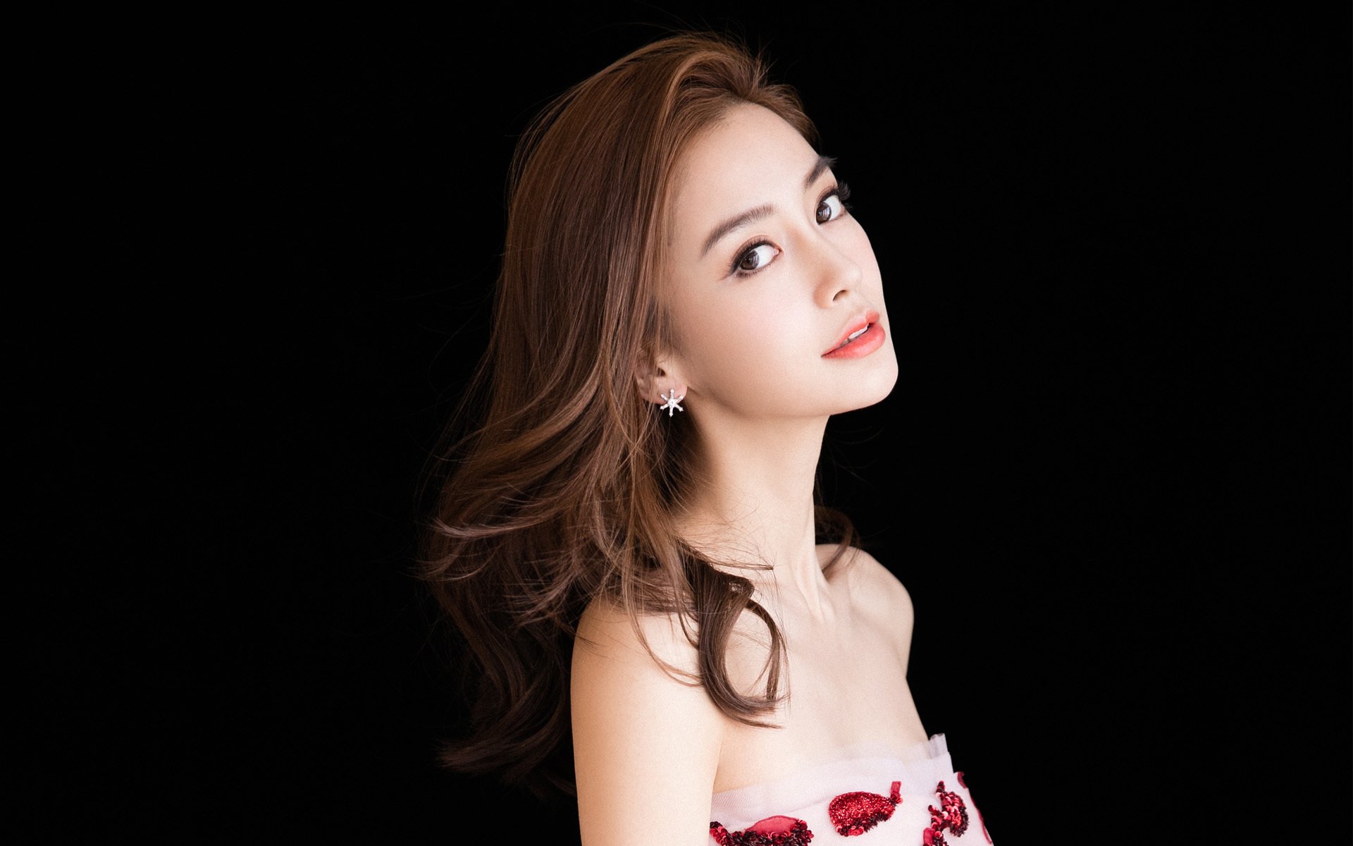 姆巴佩的奥地利时刻，一场节奏碾压下的世界杯生死战